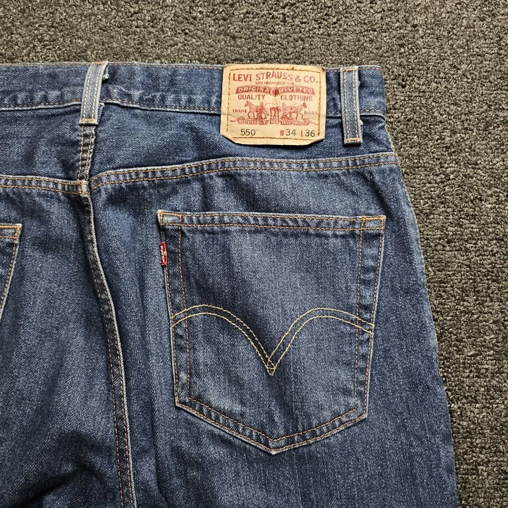Vintage Levis 550 Jeans Men's 34x36 Blue Denim Relaxed Fit Light Wash‎ Y2K Faded
